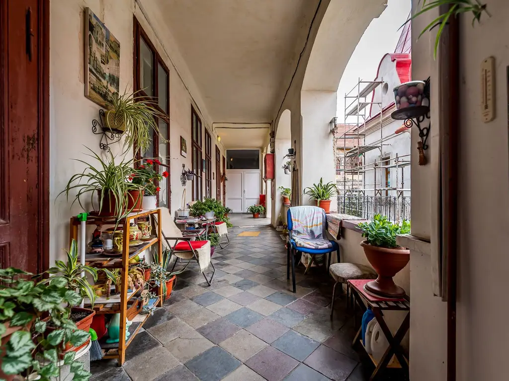 Apartament 2 camere Str. Lucian Blaga, clădire în renovare completa