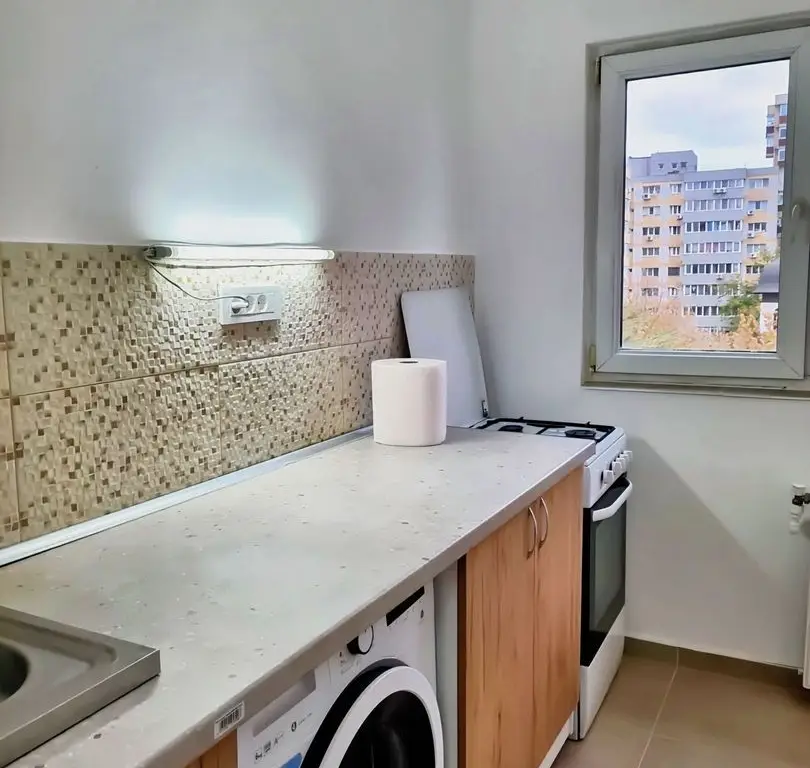 Ag BRASADAS închiriază Ap 2 cam. deosebit Et 6/10 zona TEI.